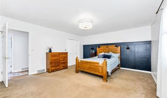 182 Woodburn Pl, Advance, NC 27006