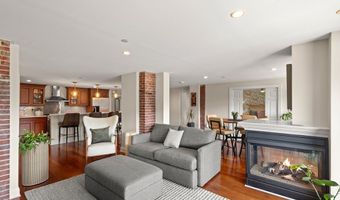 60 Merrimac St 701, Amesbury, MA 01913