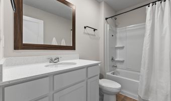 1113 NE Crossing Oaks Dr, Ankeny, IA 50021