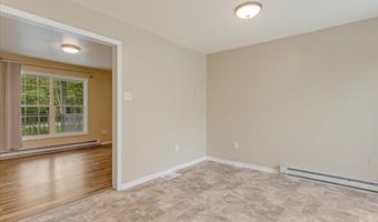 1842 Glacier Dr, Blakeslee, PA 18610