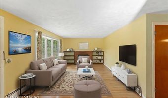 4 Reed Pl, East Greenwich, RI 02818