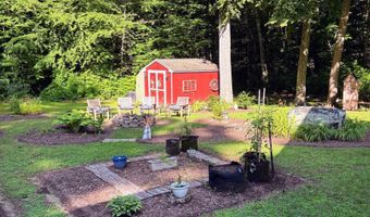 7 Stephens Ct, Clinton, CT 06413