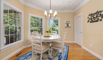 2393 Scituate Ave, Cranston, RI 02831