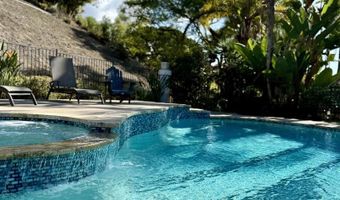 2070 Tiffany Dr, Oceanside, CA 92056