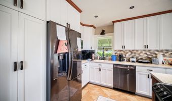 1633 KUAHALE St, Kapaa, HI 96746
