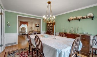 64 Dan Troy Dr, Amherst, NY 14221