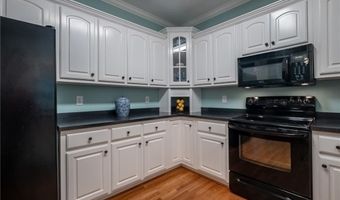 1356 Ridgewood Cir, Asheboro, NC 27203