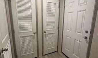 328 W. 53rd St #11, Anderson, IN 46013