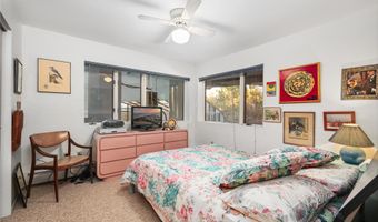 22 E 7TH St, Barnegat Light, NJ 08006