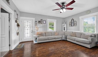 173 Market St, Aurora, IN 47001