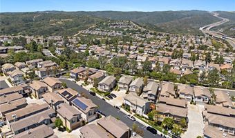 205 Woodcrest Ln, Aliso Viejo, CA 92656