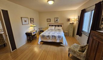 1131 Tracy Pl, Carlsbad, NM 88220