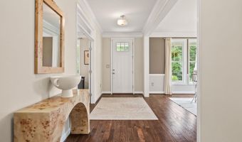 4798 VIRGINIA St, Alexandria, VA 22312
