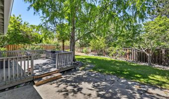 772 St Andrews Cir, Ashland, OR 97520