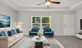 20815 WALNUT St, Aurora, OR 97002