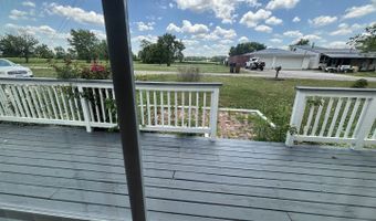 3667 ARTHESIA St E, Armstrong, IL 61812