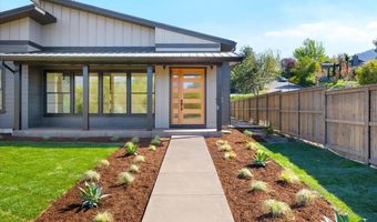 360 Briscoe Pl, Ashland, OR 97520