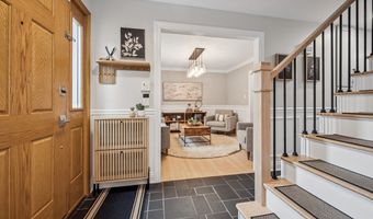 116 E Orchard St, Arlington Heights, IL 60005