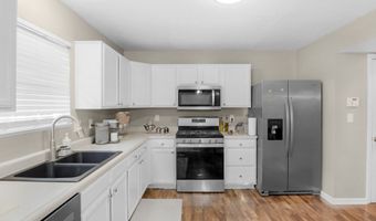 958 Kitner Ave, Avon, IN 46123