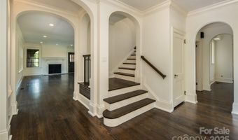 72 Windsor Rd, Asheville, NC 28804