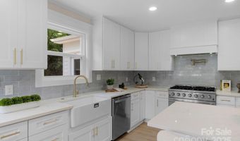 215 Wyanoke Ave, Charlotte, NC 28205