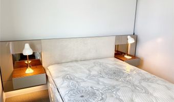 987 Queen St 1303, Honolulu, HI 96814