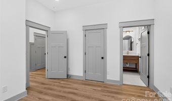 1617 Parson St, Charlotte, NC 28205
