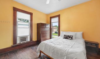107 W High St, Ashley, OH 43003