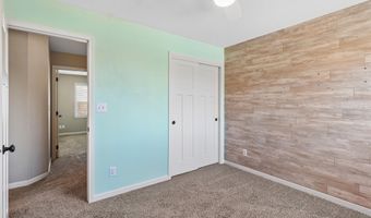 1735 Sadie Ln, Adel, IA 50003