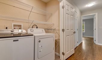 2705 W Gordon St, Allentown, PA 18104