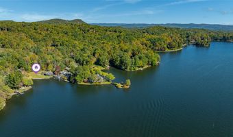 905 Cold Mountain Rd, Lake Toxaway, NC 28747