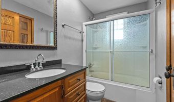 N2749 EVERGREEN Lane, Appleton, WI 54913