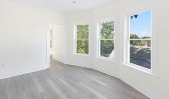 551 Chestnut St 1, Athol, MA 01331