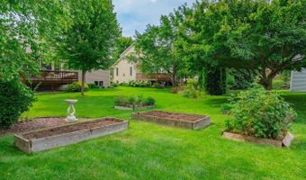 5205 Blazingstar Ln, Fitchburg, WI 53711
