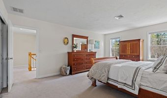 7 Woodfield Rd, Acton, MA 01720