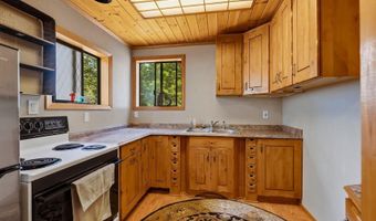 6328 River Rd, Clark Fork, ID 83811