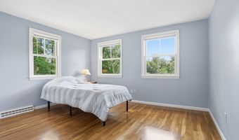 39 Ethan Allen Dr, Acton, MA 01720