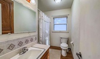 2017 N A St, Arkansas City, KS 67005