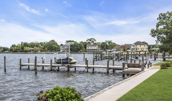 99 Holly Ln, Bayville, NJ 08721