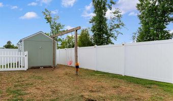 628 Woodland Farms Cir, Aynor, SC 29511