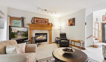 6783 Cathedral Ct SE, Alto, MI 49302