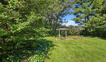 4908 ERIE St, Annandale, VA 22003