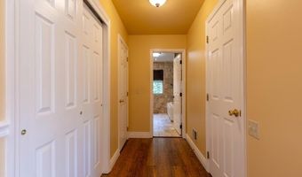 1 SALINA Ct, Hockessin, DE 19707