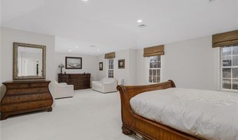 20 Bailey Blvd, East Greenwich, RI 02818