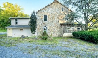 2165 STATE St, Alburtis, PA 18011