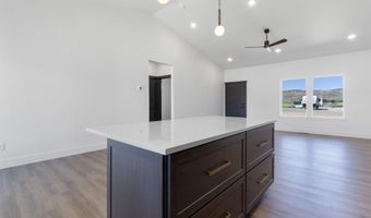 207 W First St, Carey, ID 83320