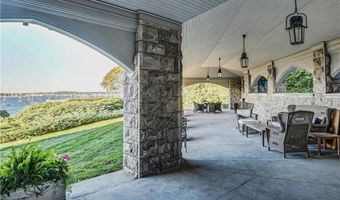 127 Harrison Ave 2, Newport, RI 02840