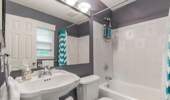 5336 WAPAKONETA Rd, Bethesda, MD 20816