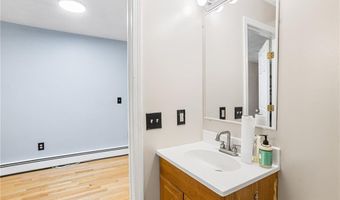 569 Smithfield Rd 23, North Providence, RI 02904