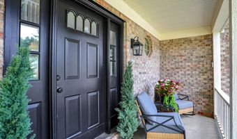 7589 Fox Tail Cir, Avon, IN 46123